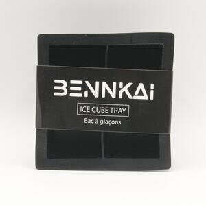 NEW‎ BENNKAI Large Silicone Ice Cube Tray 4 Giant Cubes Whiskey Cocktail Mold